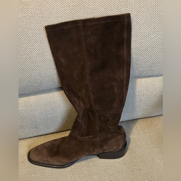 Size 7.5 B Coach Arianna Brown Suede Fringe Boots Mid Calf Italy Pull On - Picture 4 of 7